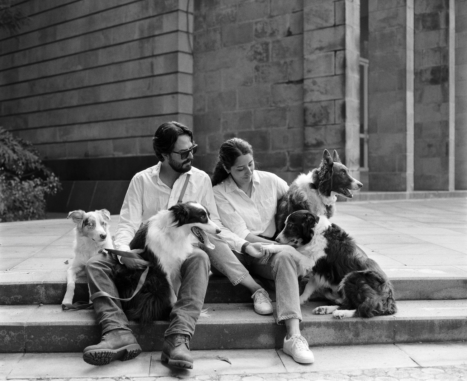 Luis, Emelia y sus perros