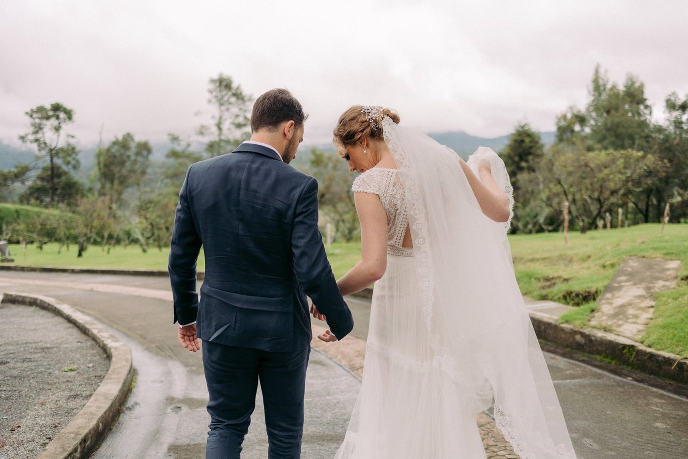 Batya & Joel · Inquadratura