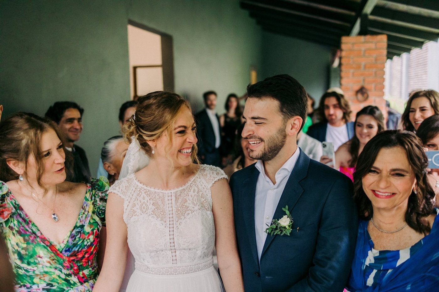Batya & Joel · Inquadratura