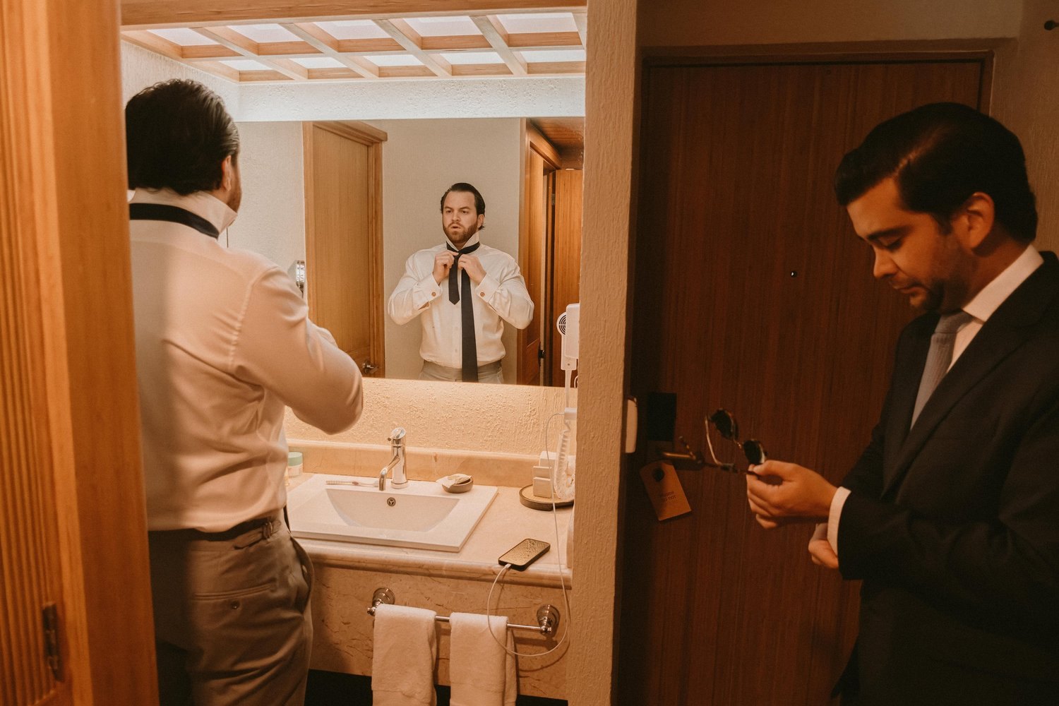 Boda cubierta por dos fotógrafos · Inquadratura