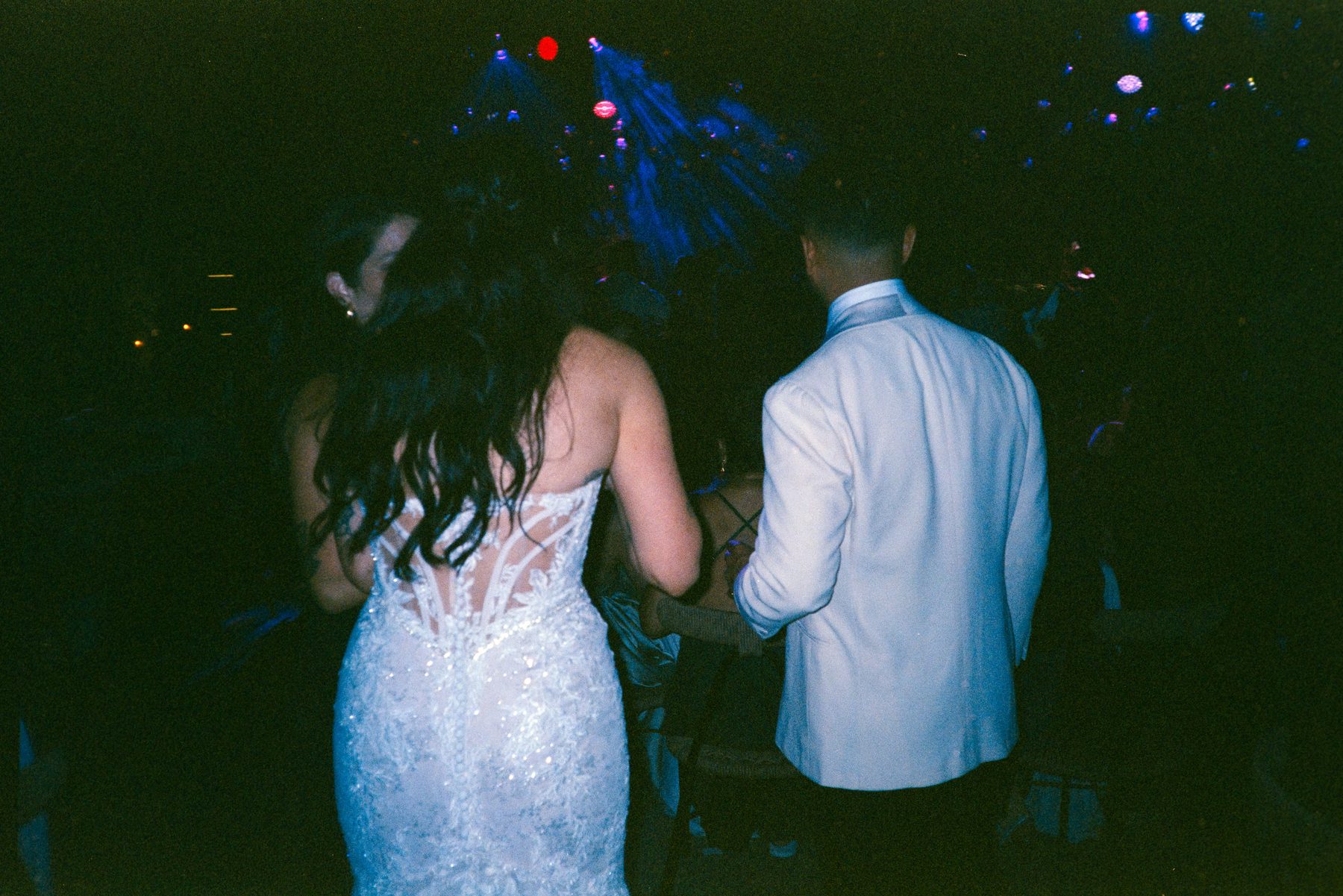 Victoria & Vicente · fiesta en film caduco · General Prim