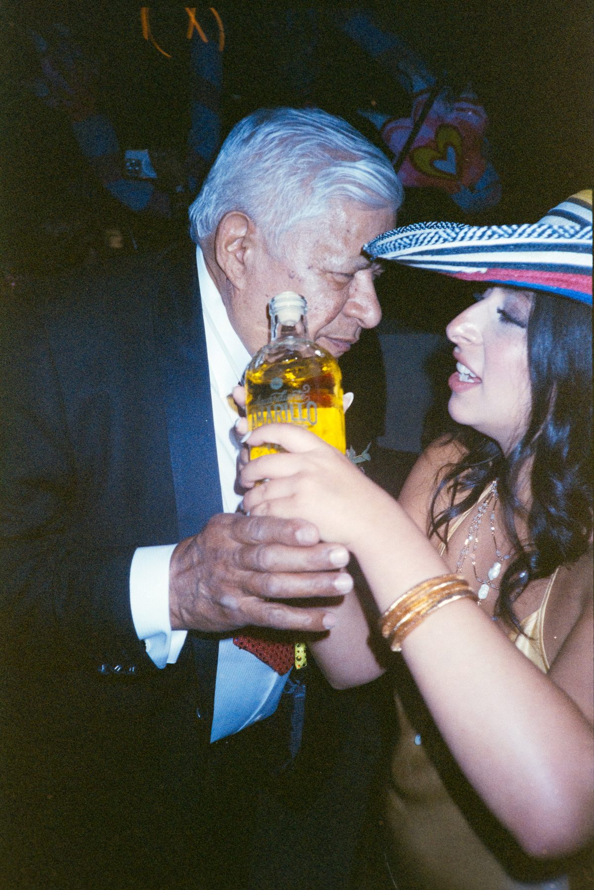 Victoria & Vicente · fiesta en film caduco · General Prim