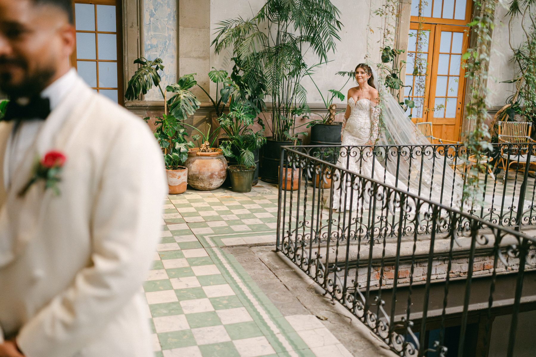 Victoria & Vicente · General Prim · Inquadratura